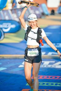 BIB: 100, 9290
                            <button type="button" onclick="openModal(22765216)" class="btn btn-primary btn-sm float-right btn-popup" data-toggle="modal" data-target=".modal-high-quality">
                        <i class="fas fa-shopping-cart"></i> Add to Cart
                    </button>
                                            <button type="button" onclick="isThisMe(22765216, true)" class="btn btn-success btn-sm float-right btn-popup btn-isme hidden" data-toggle="tooltip" data-placement="bottom" title="นี่คือรูปของคุณใช่ไหม คลิกที่นี่เพื่อเอาเข้าอัลบั้ม">
                        <i class="fas fa-plus"></i> Add to album
                    </button>
                    <button type="button" onclick="isThisMe(22765216, false)" class="btn btn-warning btn-sm float-right btn-popup btn-isnotme hidden">
                        <i class="fas fa-ban"></i> Remove from album
                    </button>